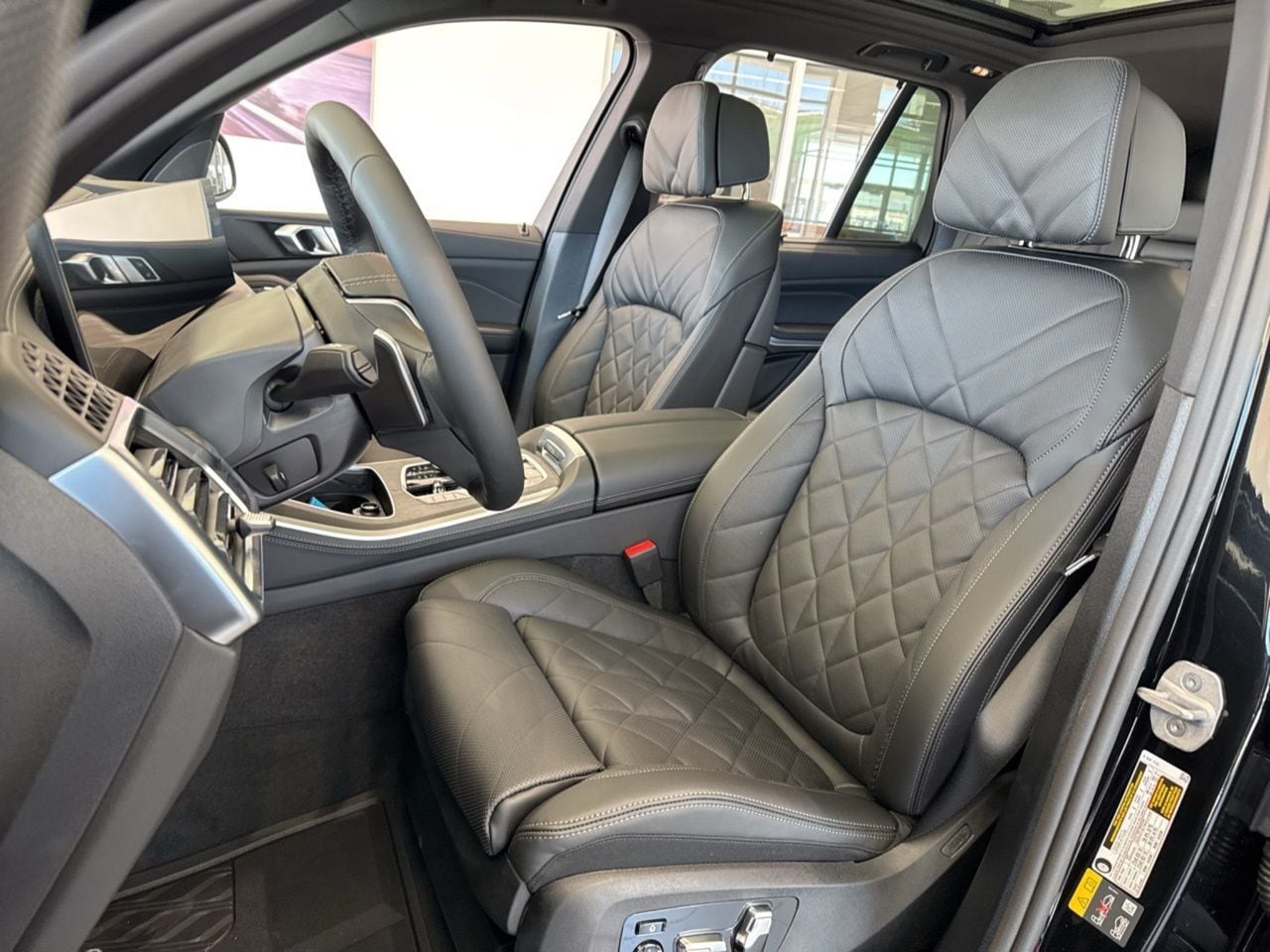 2026 BMW X5 50e - Photo 15