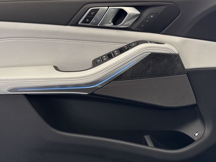 2026 BMW X5 50e - Photo 41