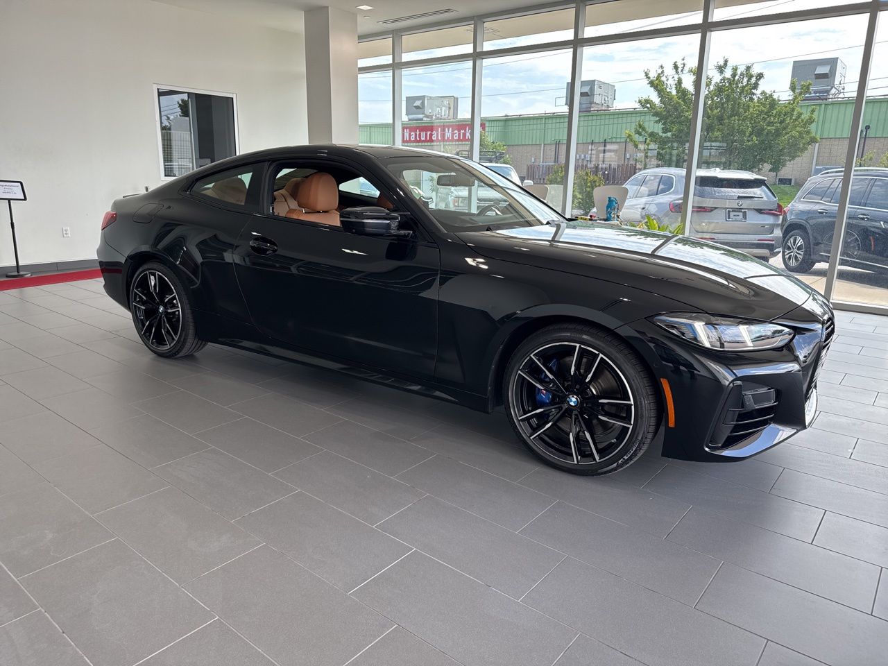 2025 BMW 4 Series M440i xDrive Coupe's photo