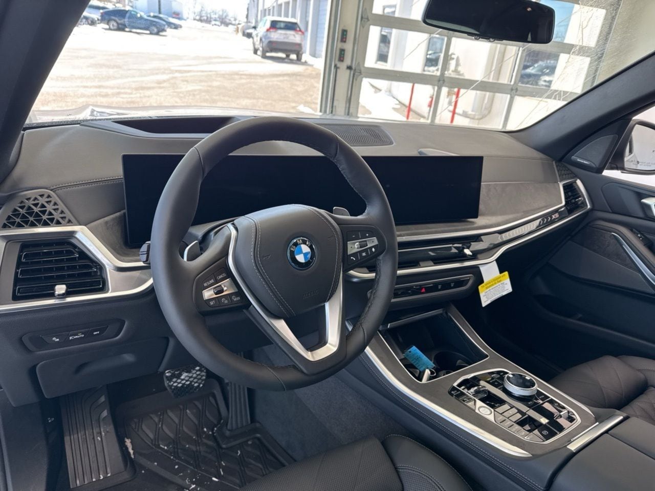 2026 BMW X5 50e - Photo 17