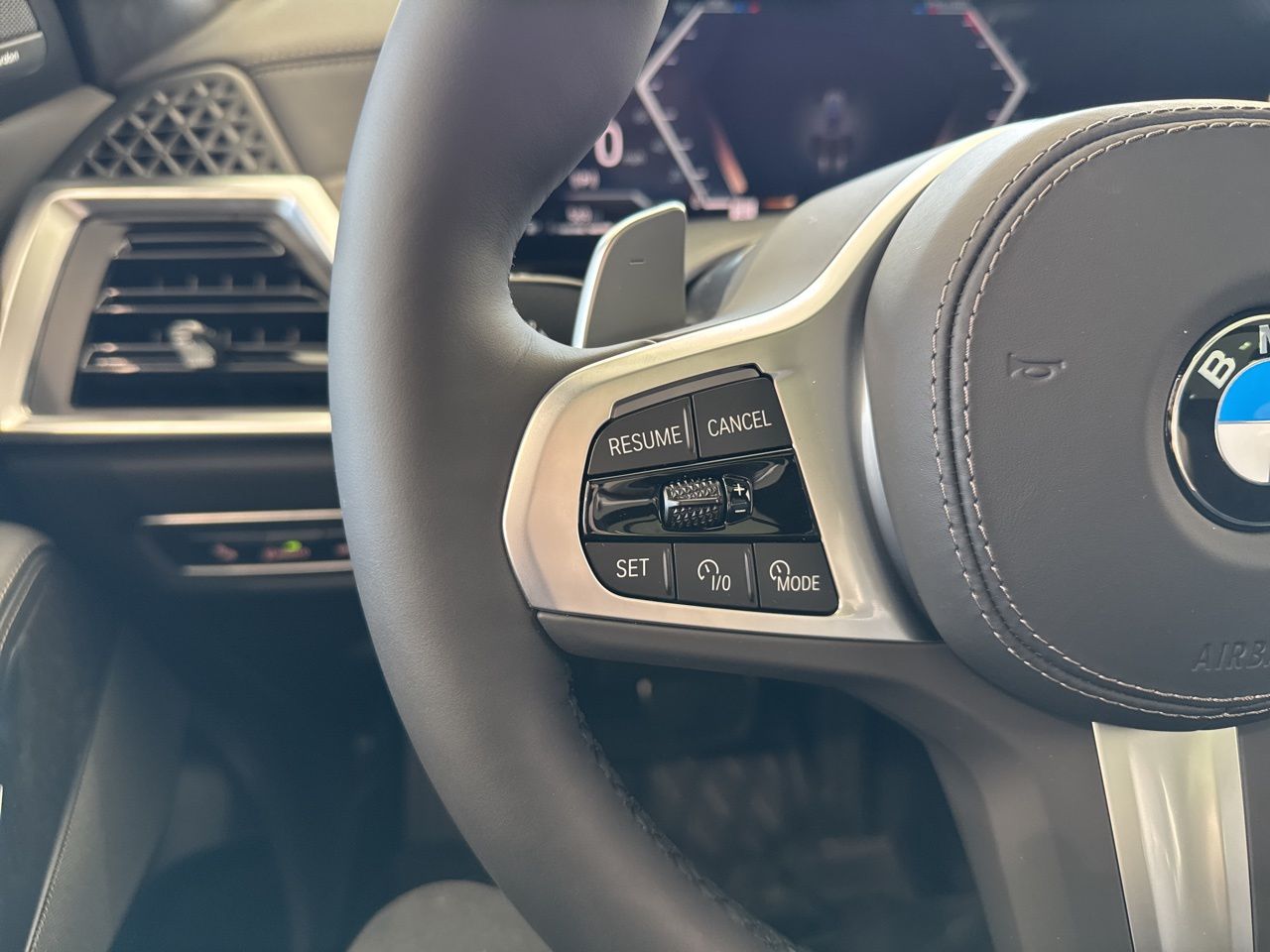 2026 BMW X7 40i - Photo 23