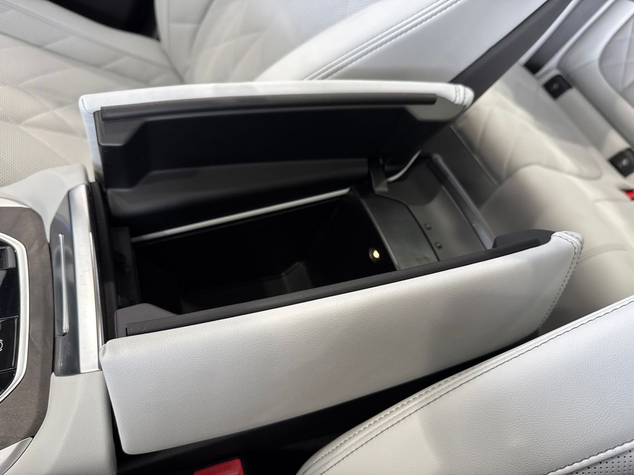 2026 BMW X5 50e - Photo 31