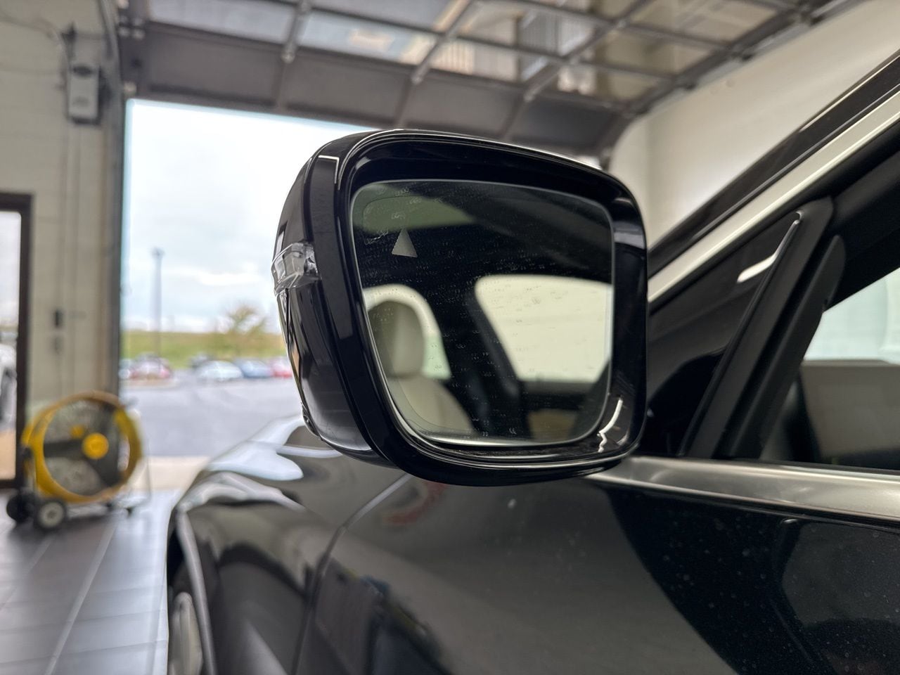 2025 BMW i4 40 - Photo 13