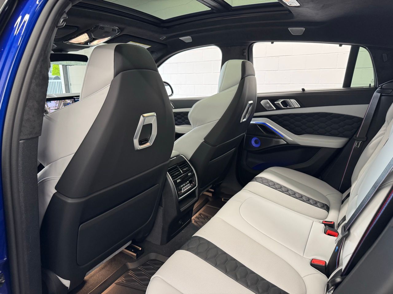 2026 BMW X6 M X6 M - Photo 48