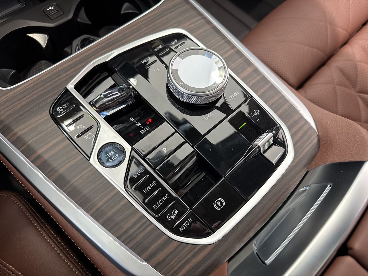 2026 BMW X5 50e - Photo 33