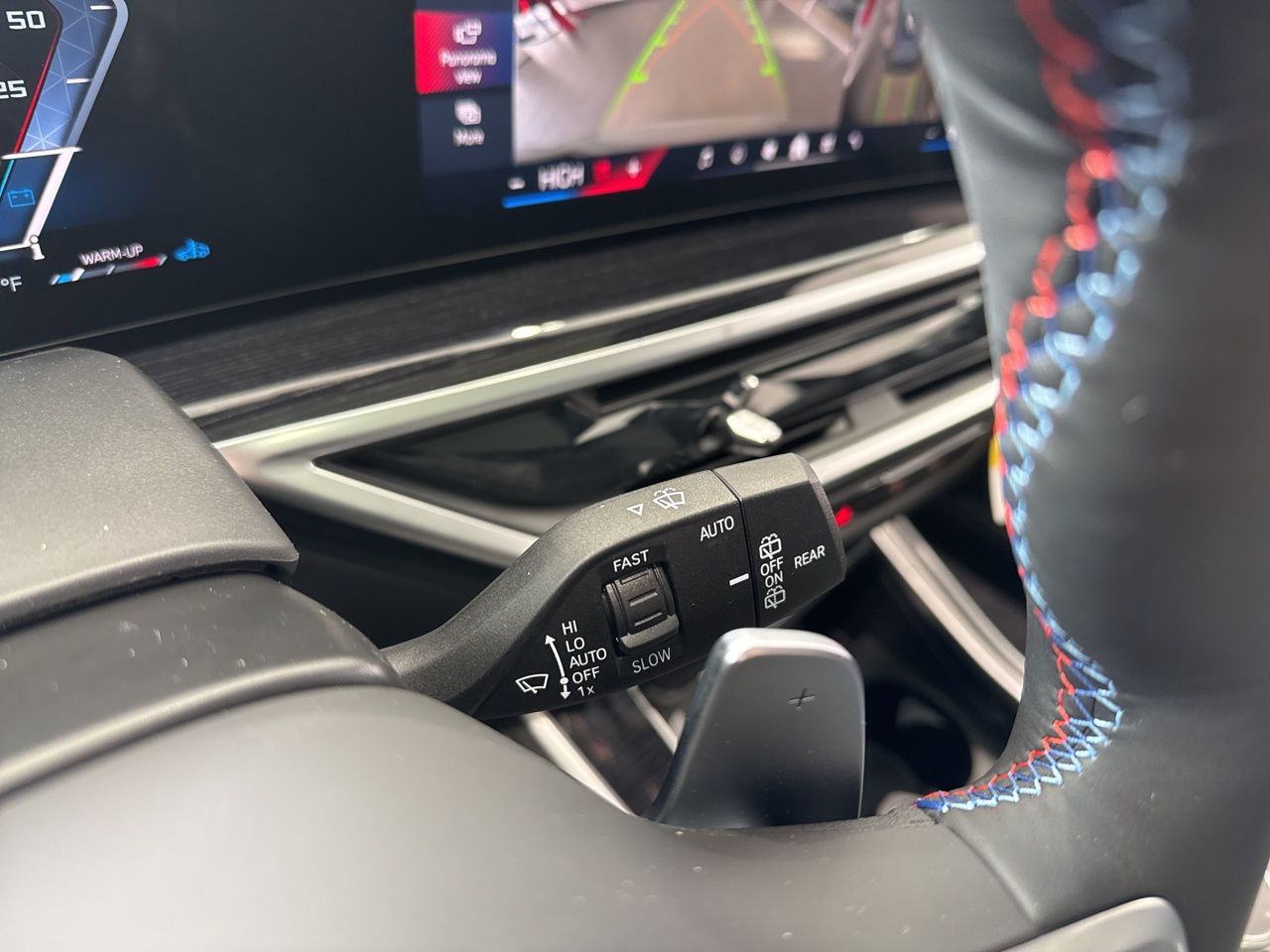 2026 BMW X5 M60i - Photo 23