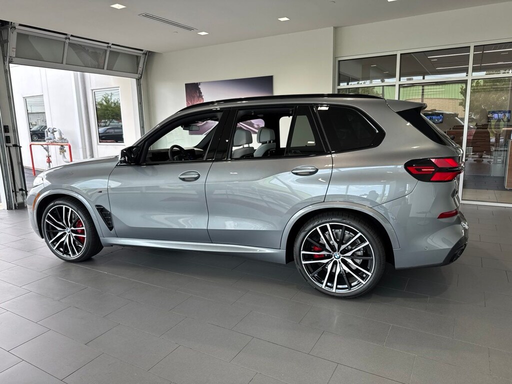 New 2026 BMW X5 M60i SUV