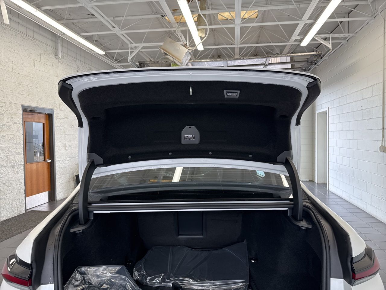 2026 BMW 7 Series 740i - Photo 10