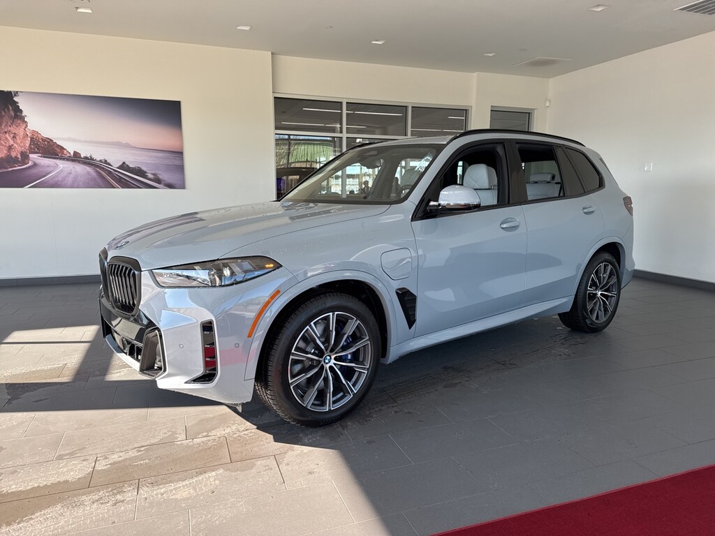 New 2026 BMW X5 PHEV SUV