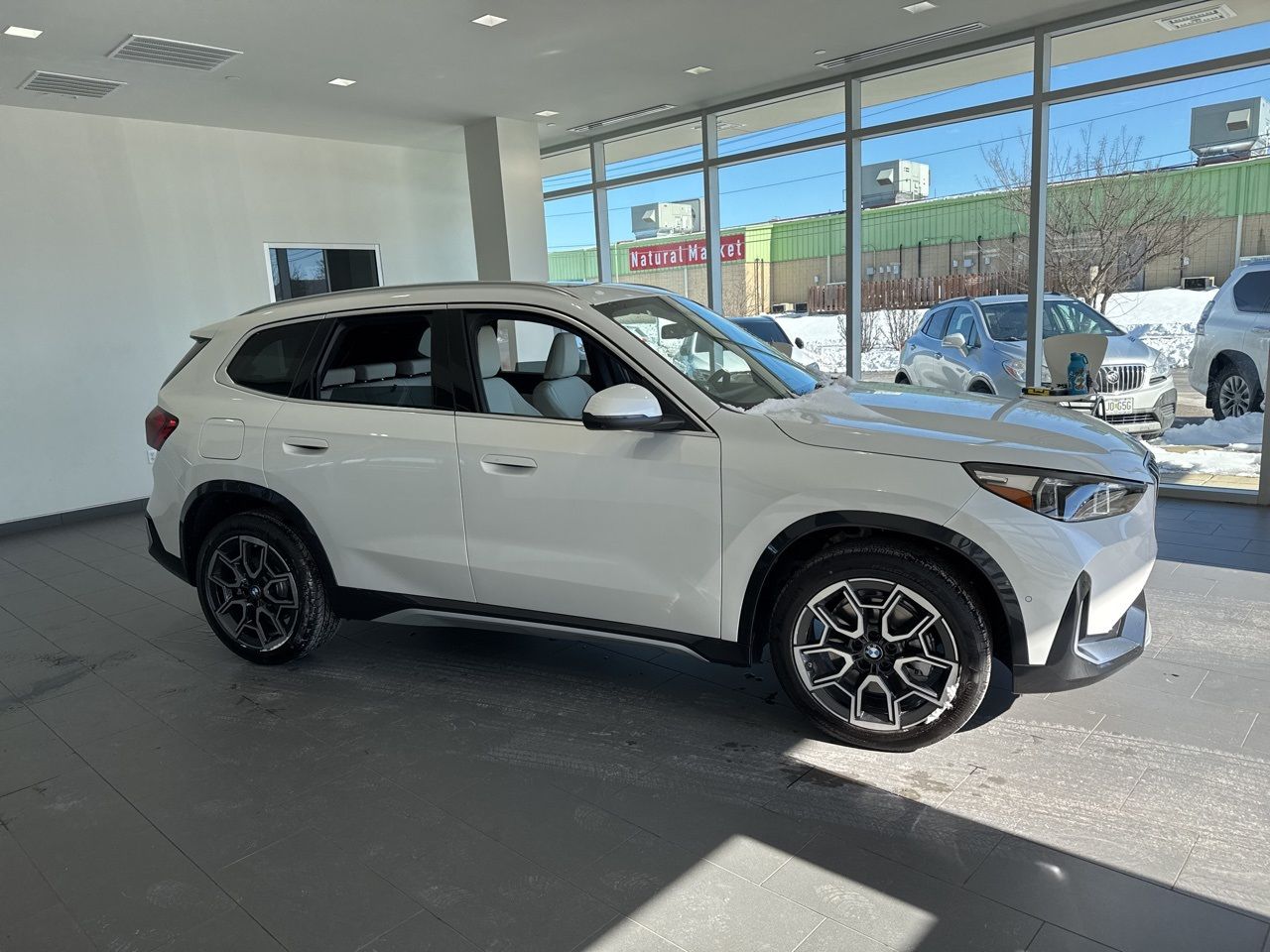 2026 BMW X1 xDrive28i's photo