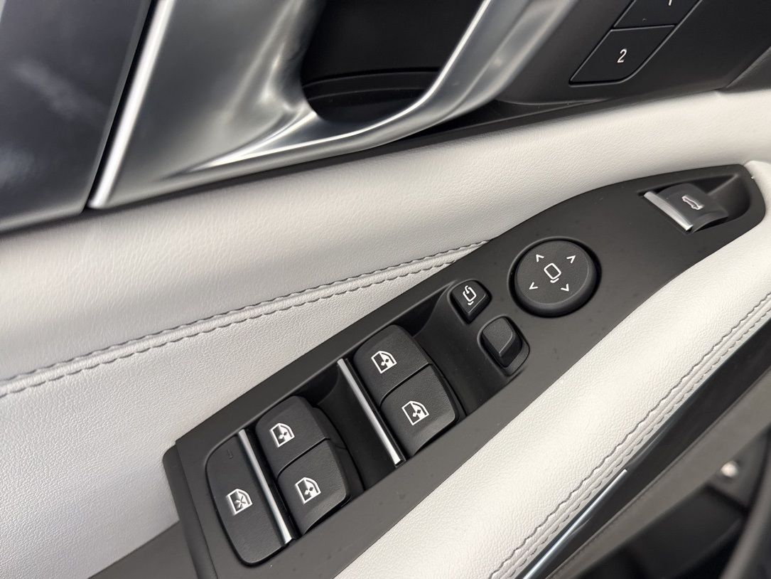 2026 BMW X5 50e - Photo 43