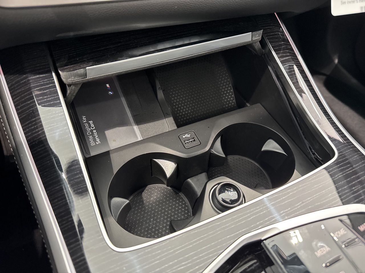 2026 BMW X5 M60i - Photo 31