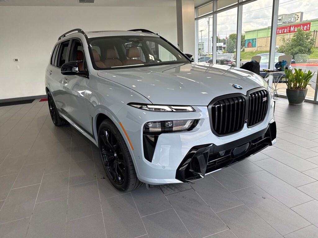 New 2027 BMW X7 M60i SUV
