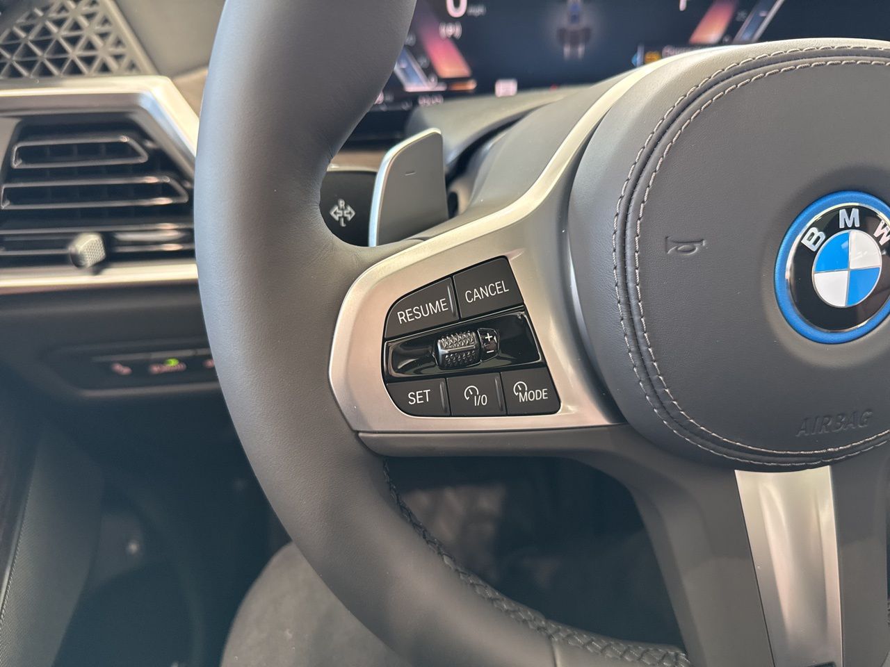 2026 BMW X5 50e - Photo 21