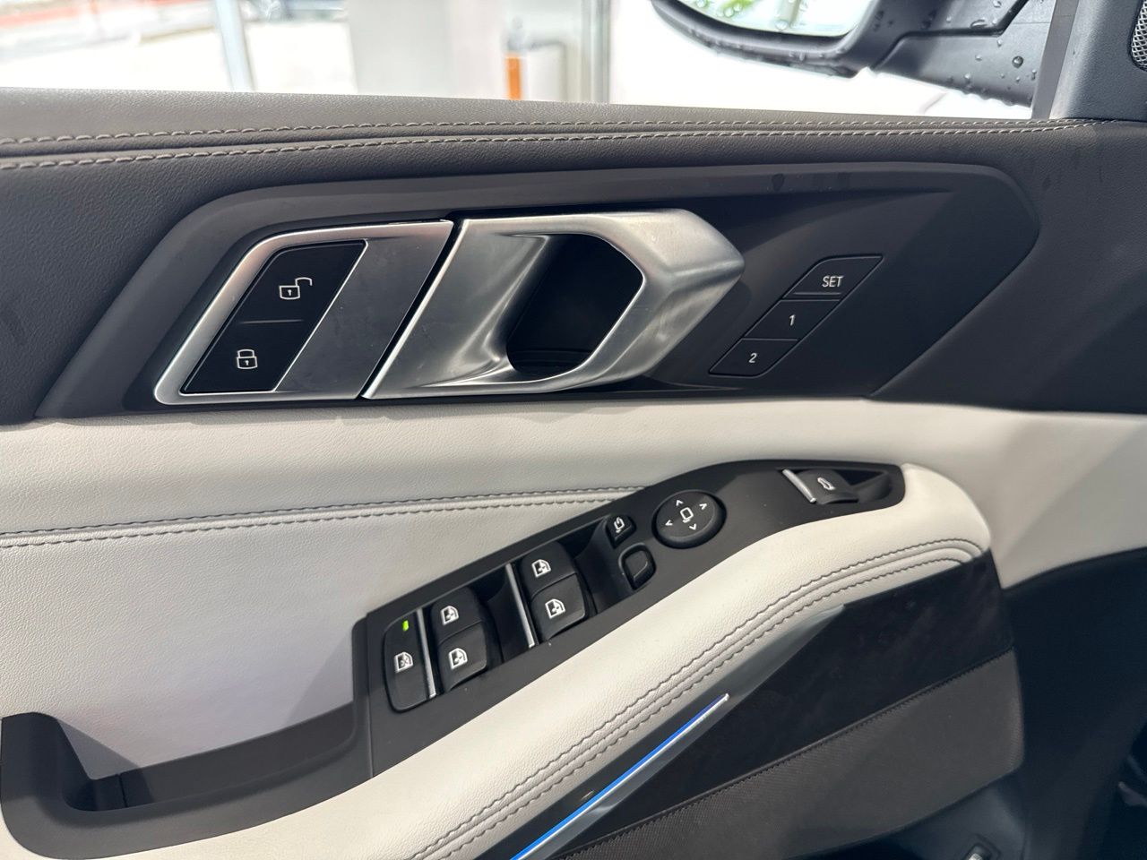 2026 BMW X5 50e - Photo 36