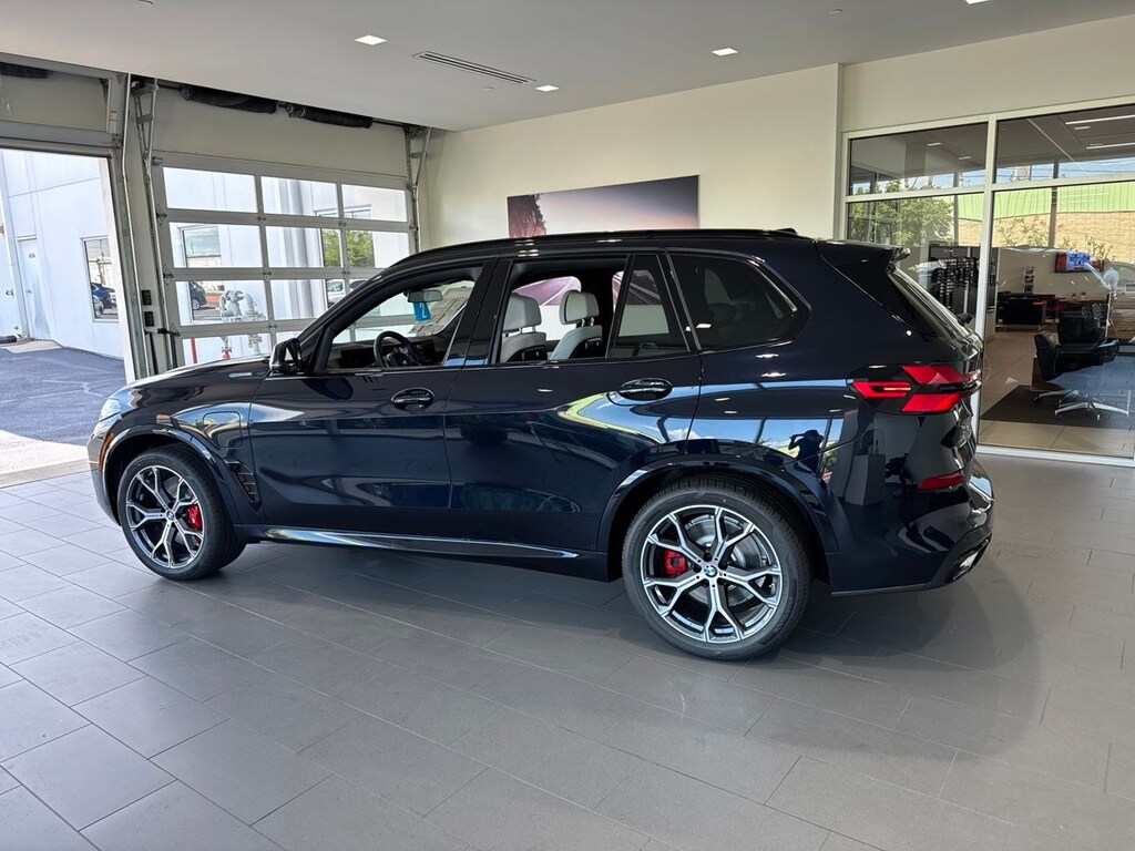 New 2026 BMW X5 PHEV xDrive50e SUV