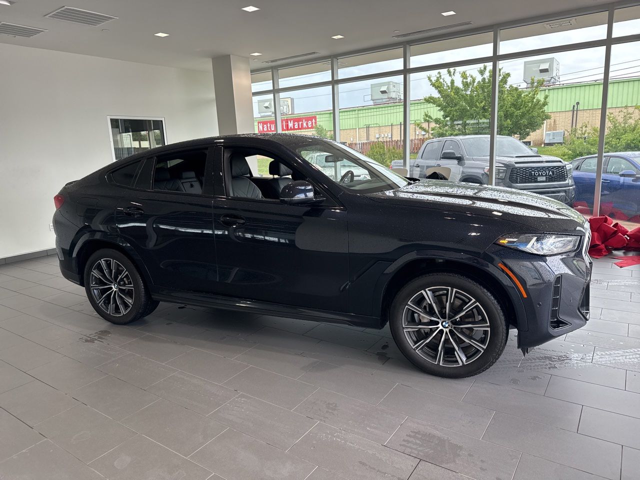 2024 BMW X6 xDrive40i's photo