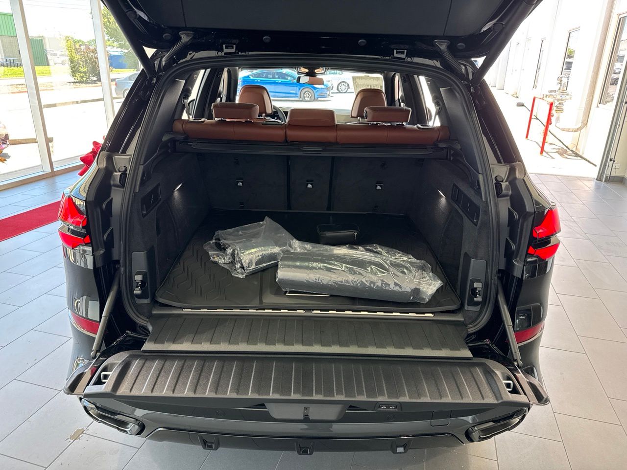2026 BMW X5 xDrive50e's photo