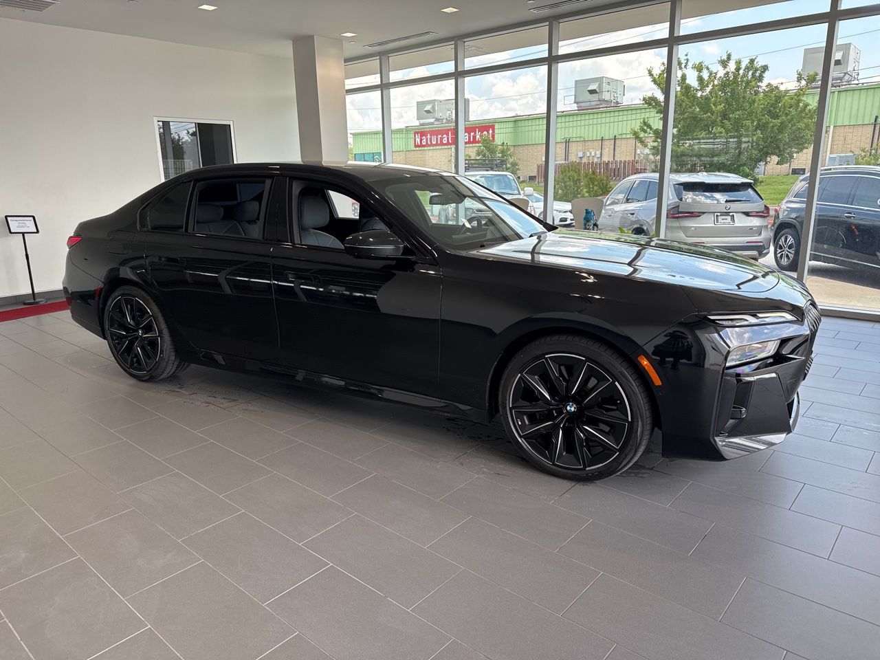 2023 BMW 7 Series 740i's photo