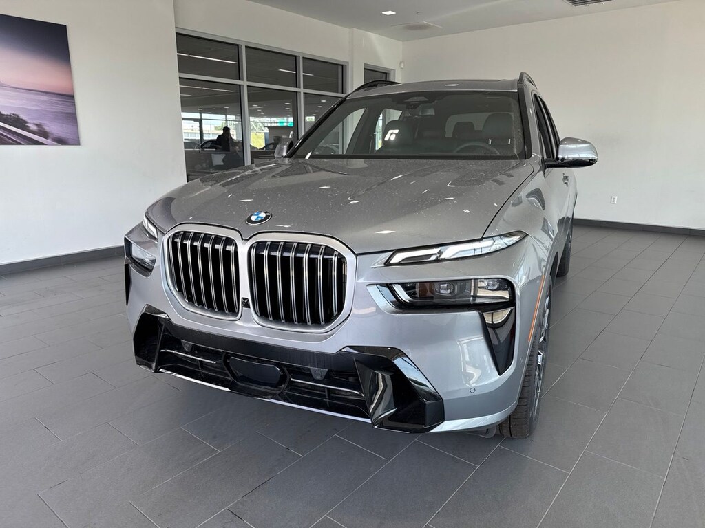 New 2026 BMW X7 xDrive40i SUV