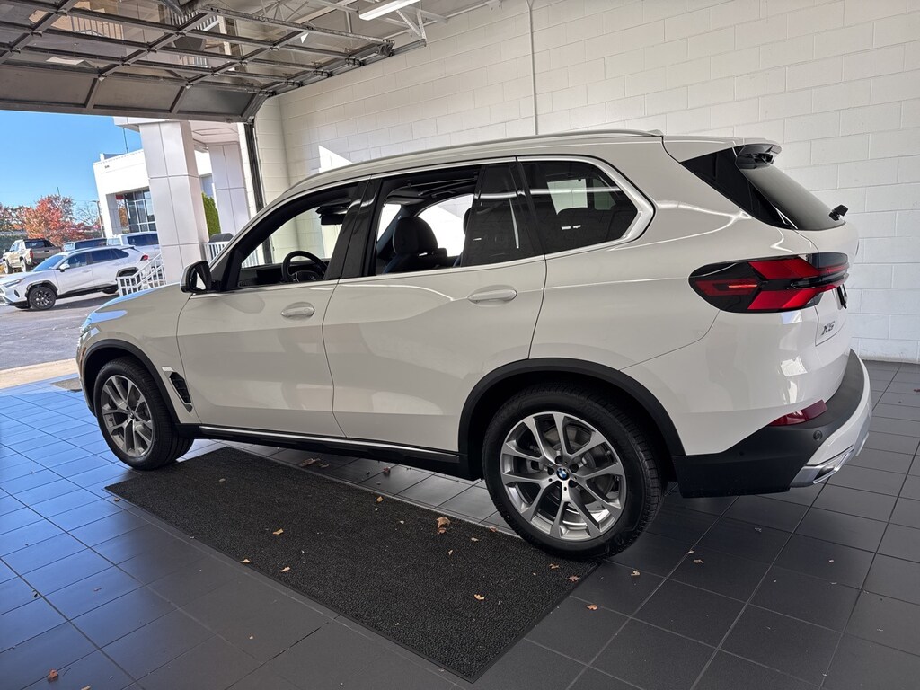 New 2026 BMW X5 SUV