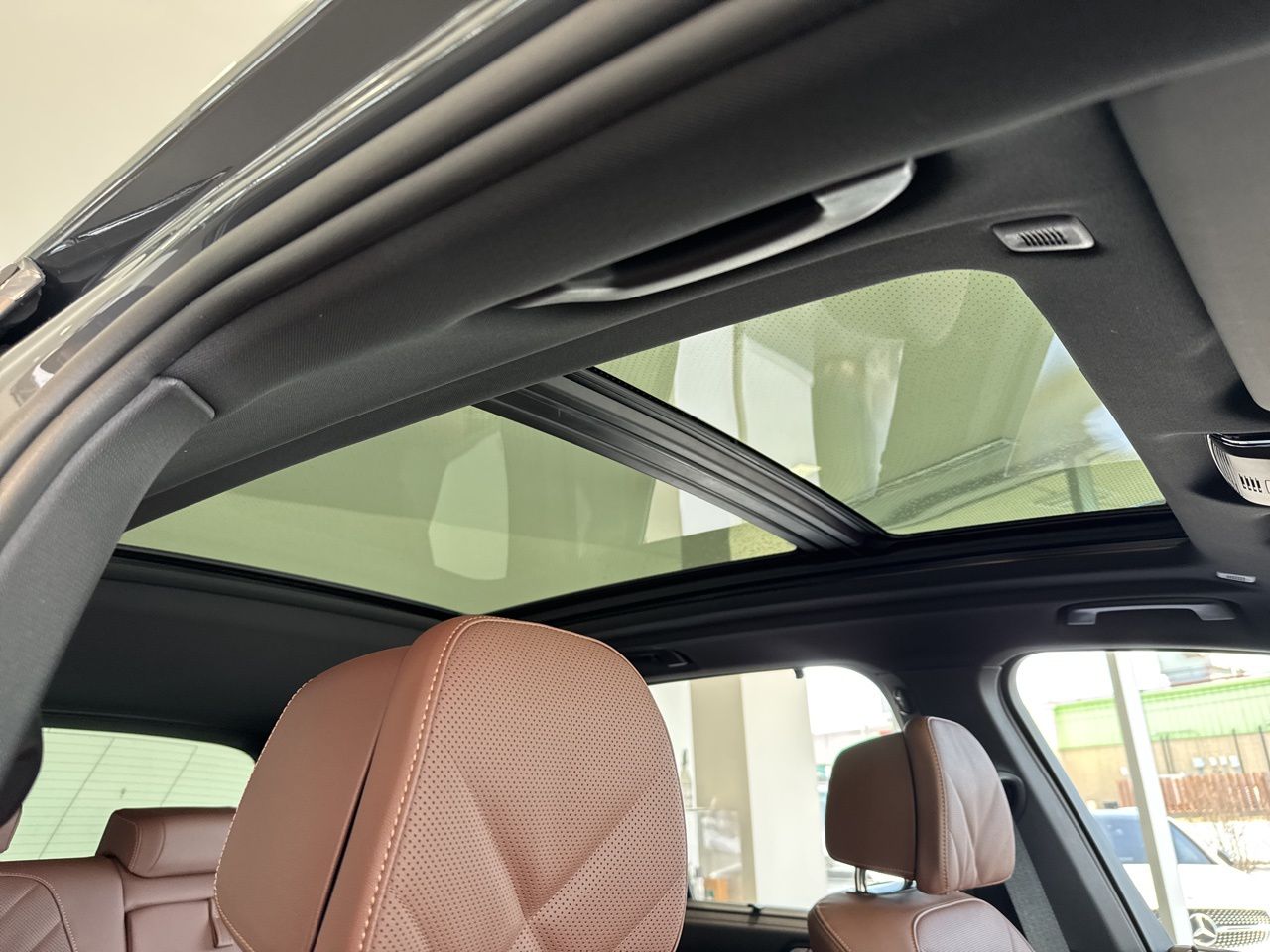 2026 BMW X5 50e - Photo 56
