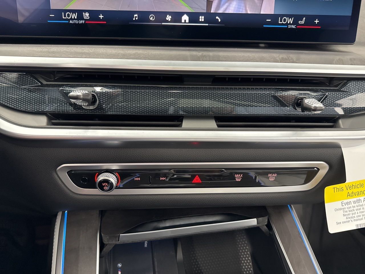 2026 BMW X5 50e - Photo 33