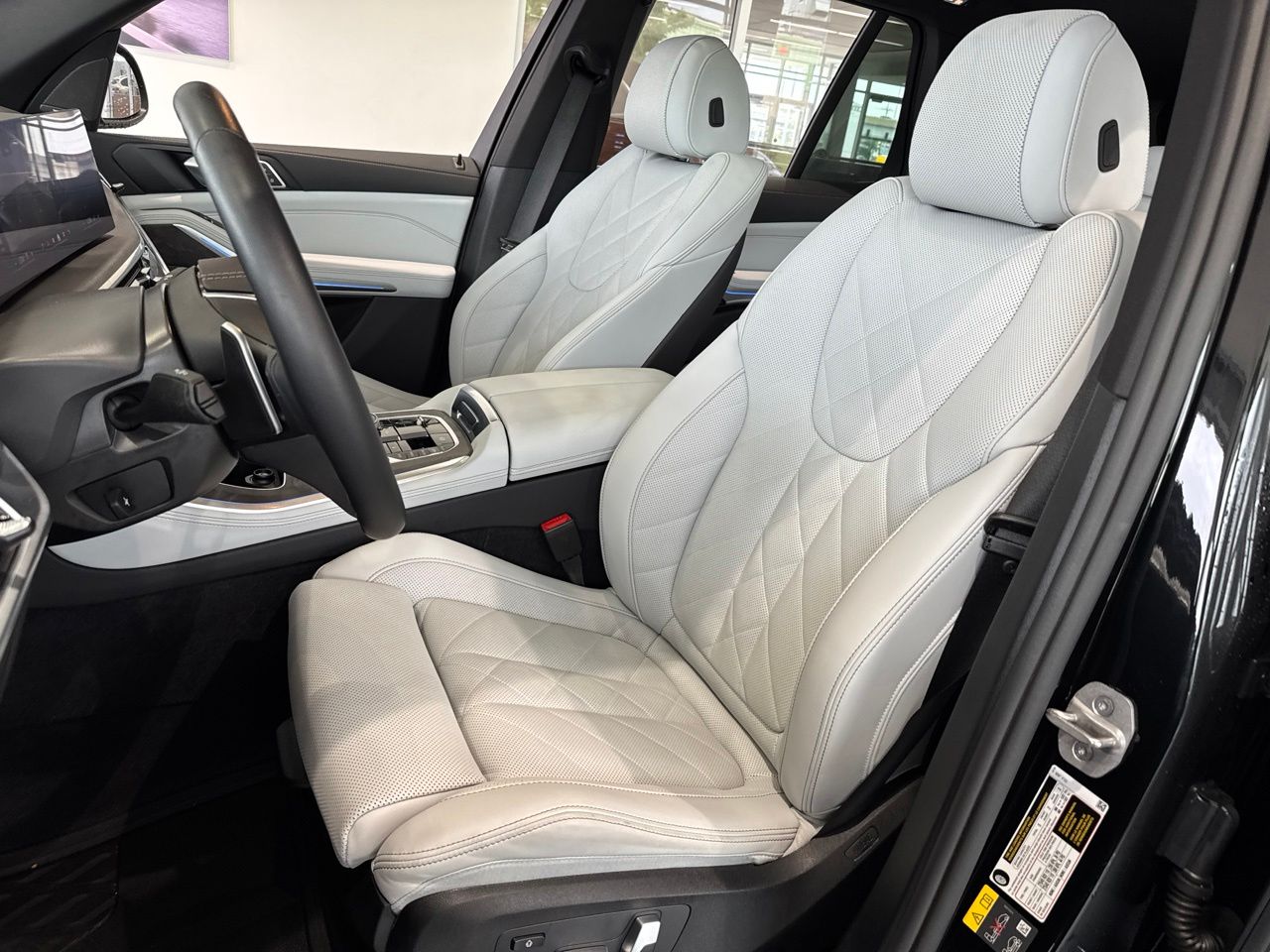 2026 BMW X5 50e - Photo 15