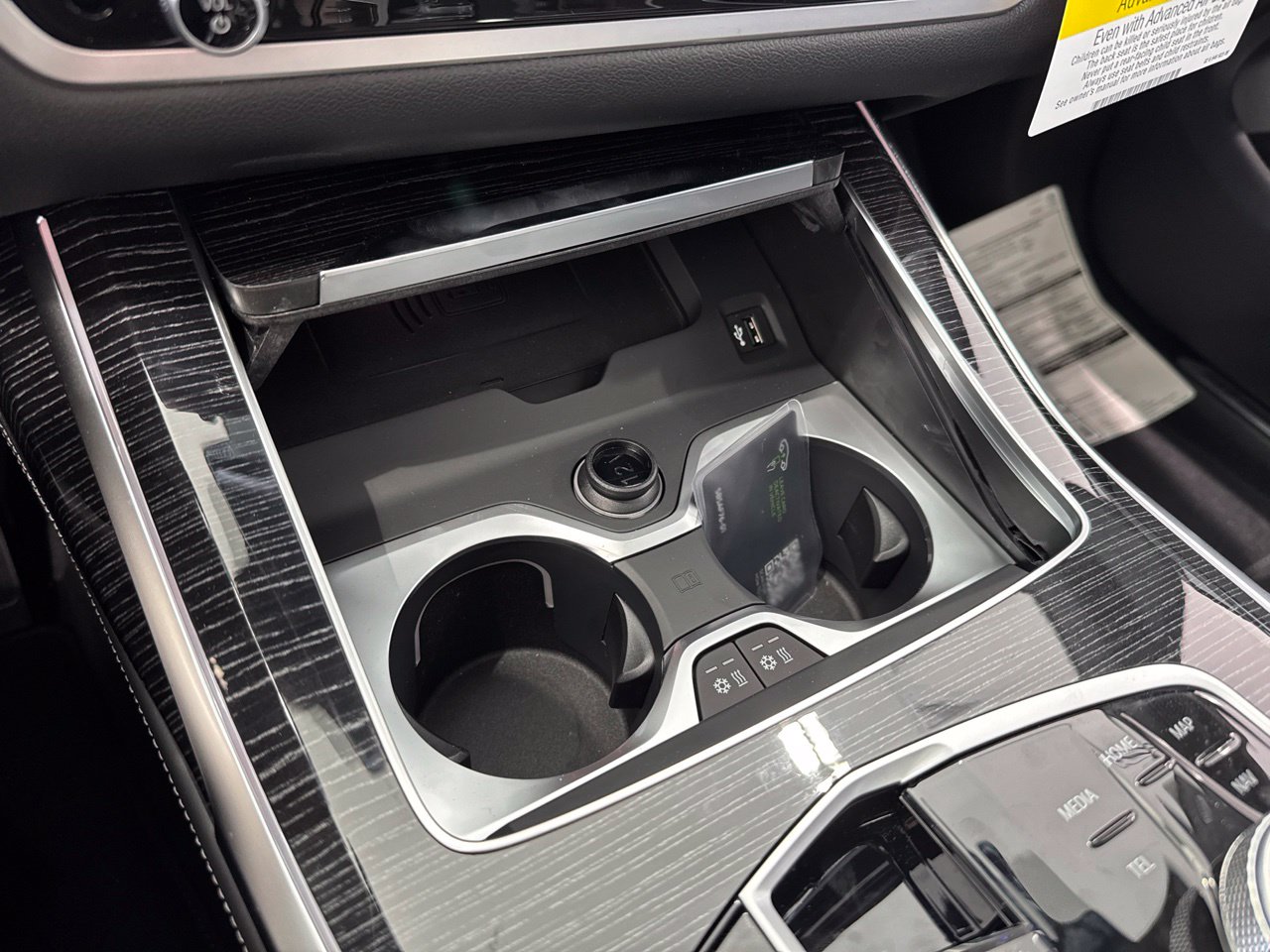 2026 BMW X7 40i - Photo 32