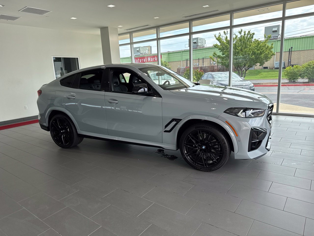 2025 BMW X6 M Base SUV