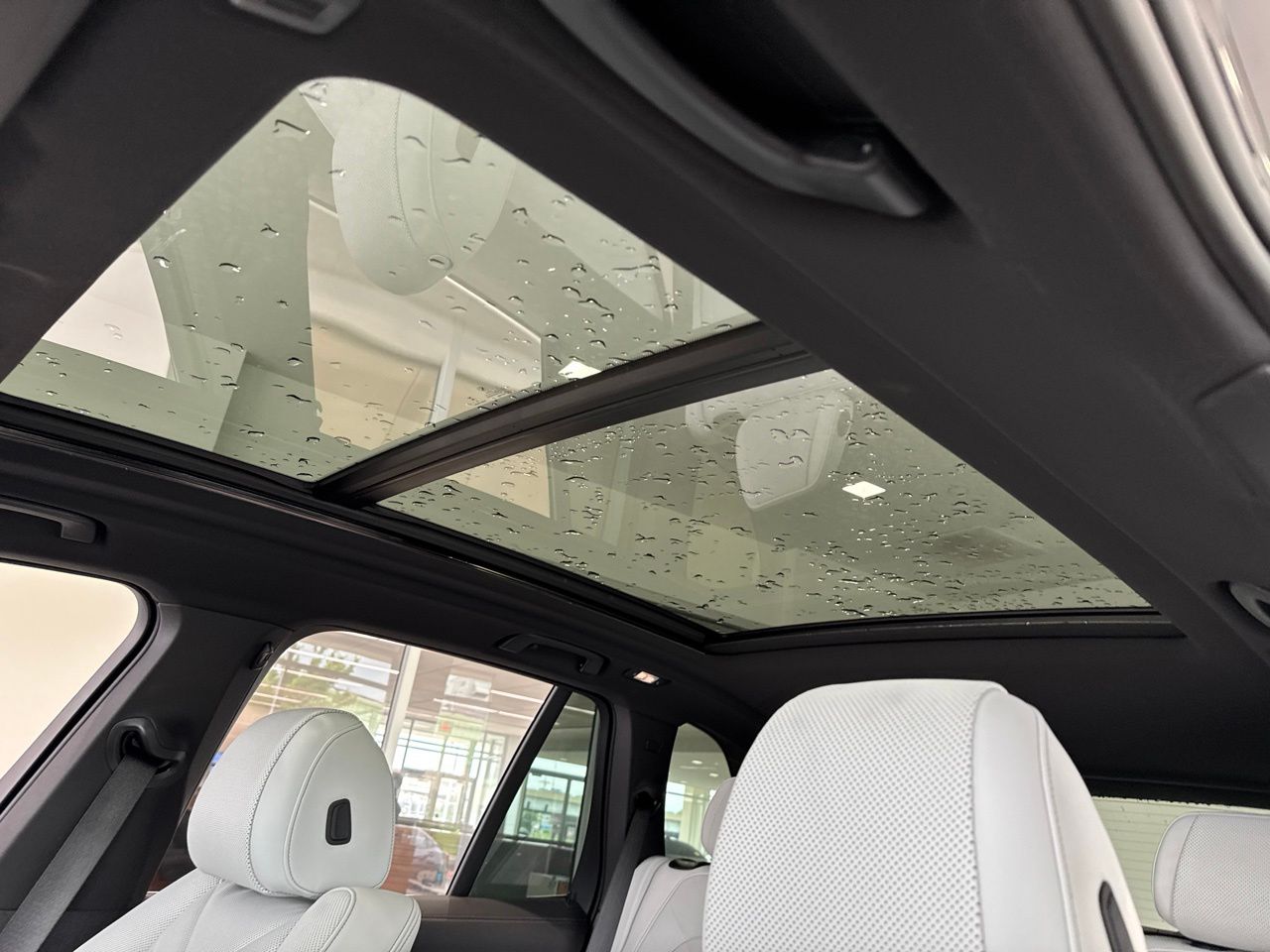 2026 BMW X5 50e - Photo 16
