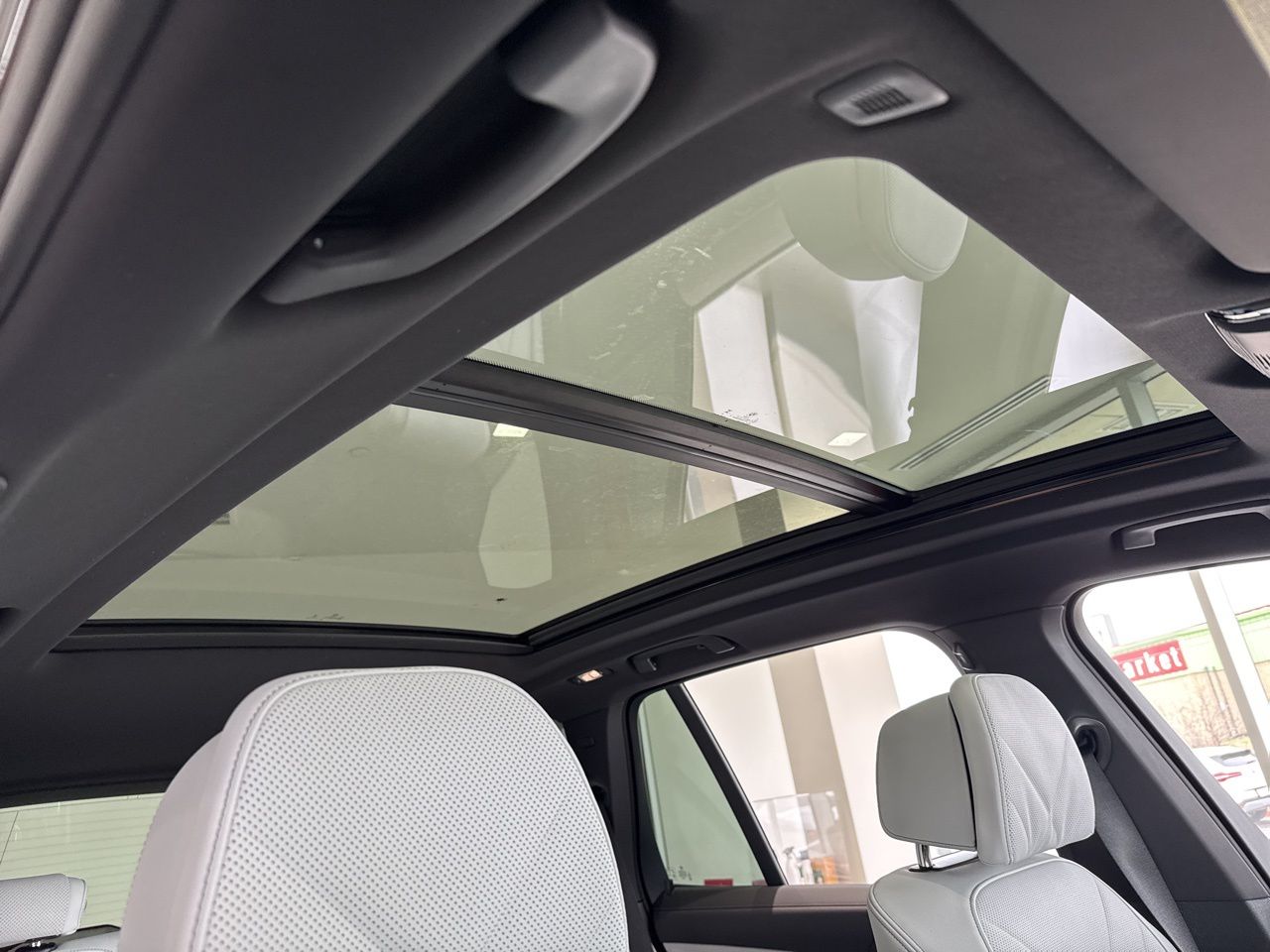 2026 BMW X5 40i - Photo 57