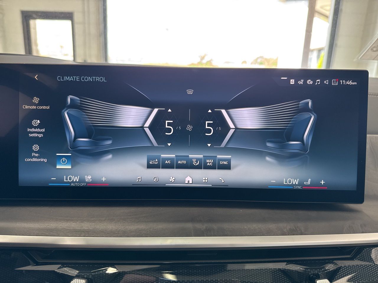 2026 BMW X5 50e - Photo 26