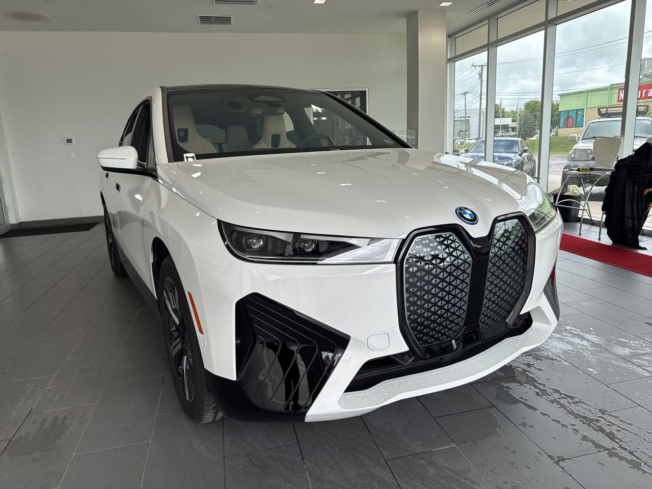 Used 2023 BMW iX Base with VIN WB523CF03PCM58435 for sale in Springfield, MO
