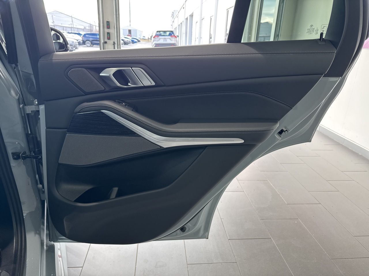 2026 BMW X5 M60i - Photo 52