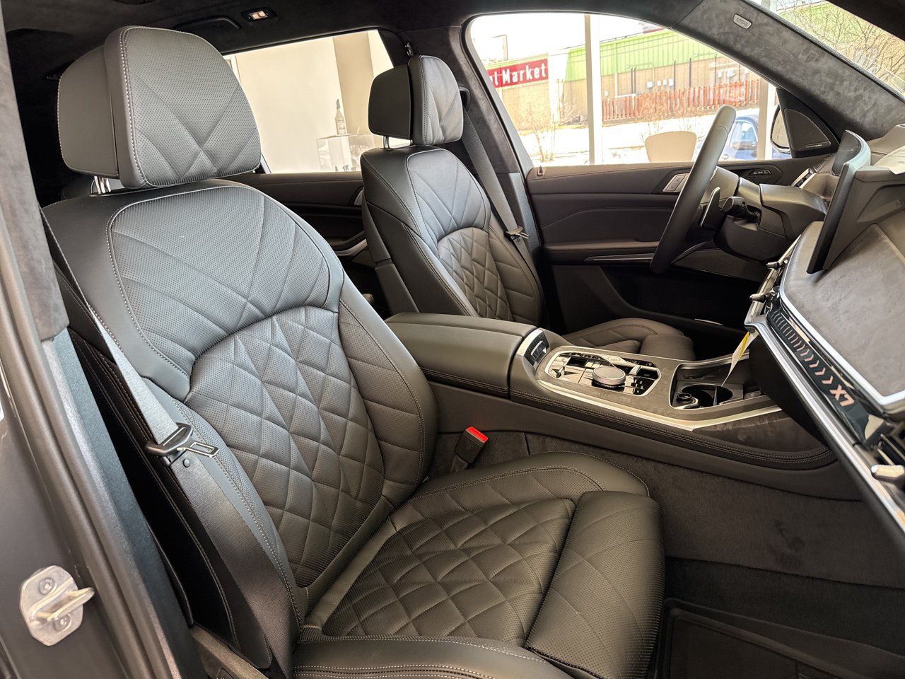 2026 BMW X7 40i - Photo 59