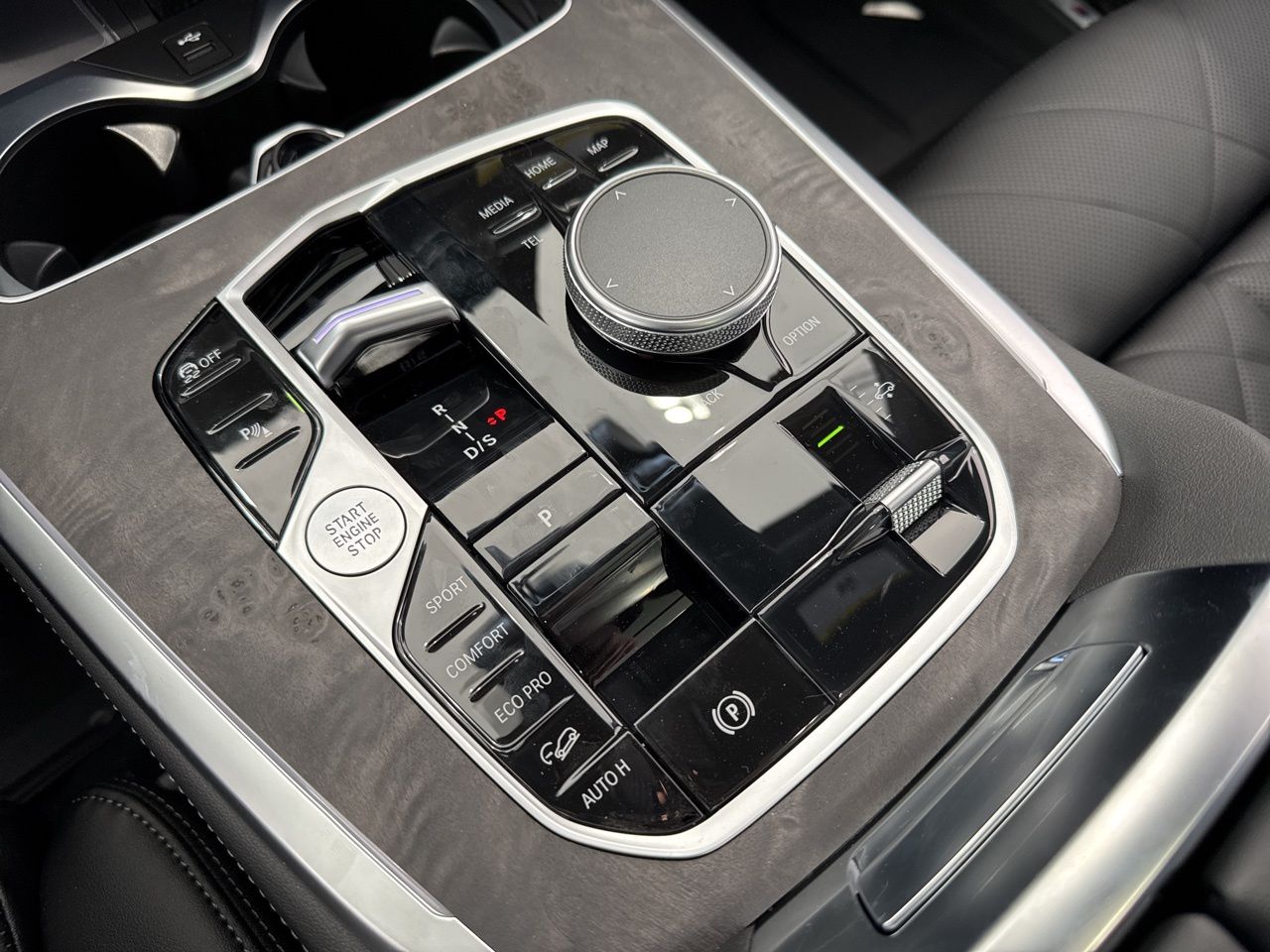 2026 BMW X7 40i - Photo 36