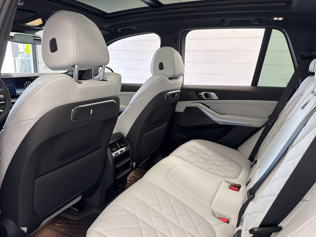 2026 BMW X5 50e - Photo 46