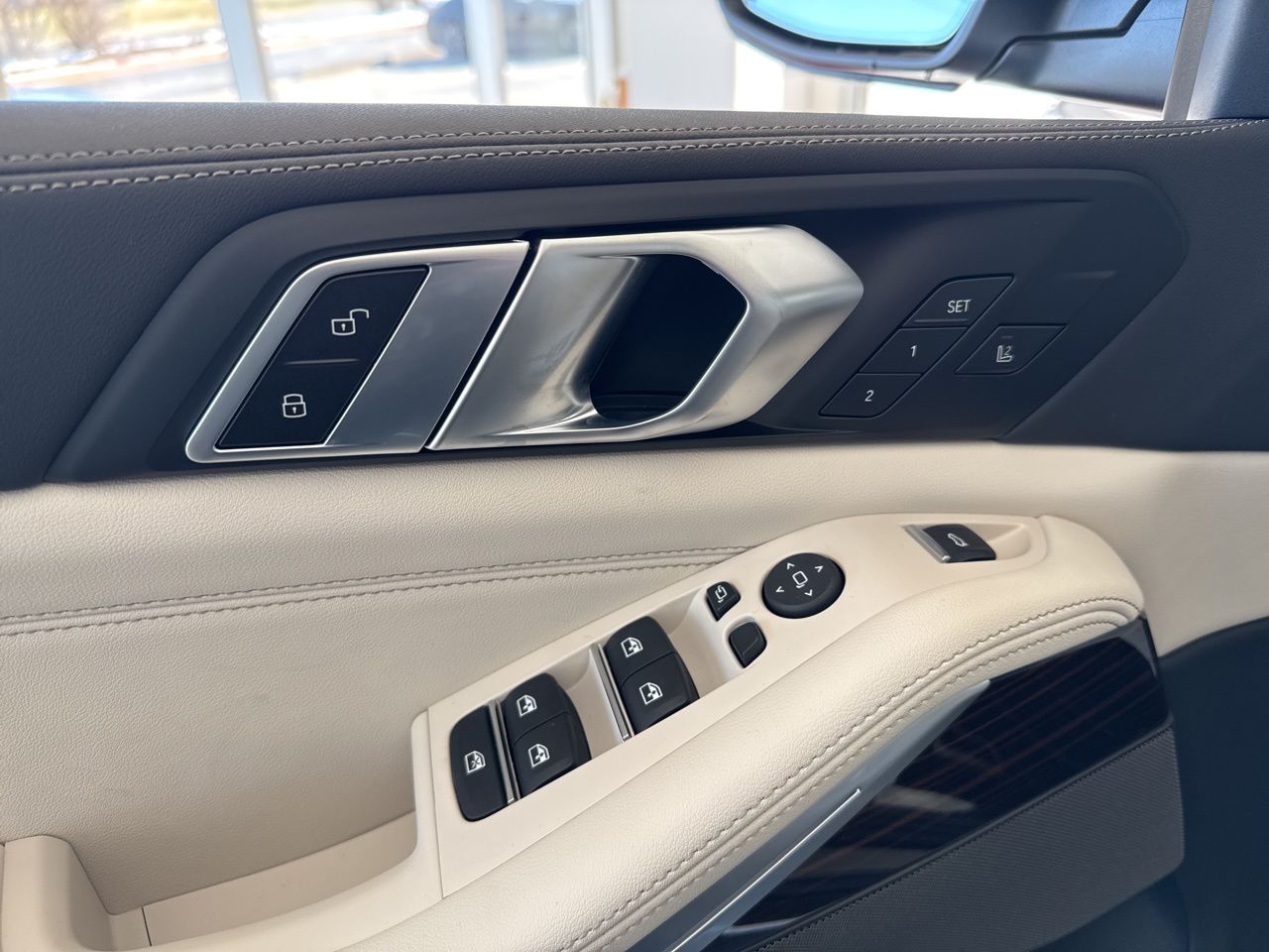 2026 BMW X5 40i - Photo 40
