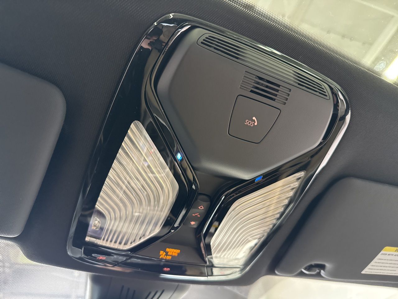 2025 BMW i4 40 - Photo 36