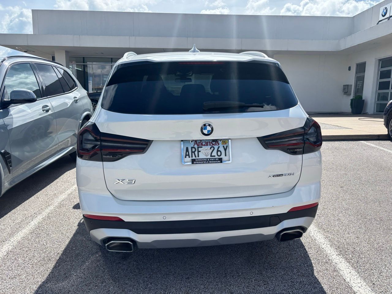 View vehicle photo 6