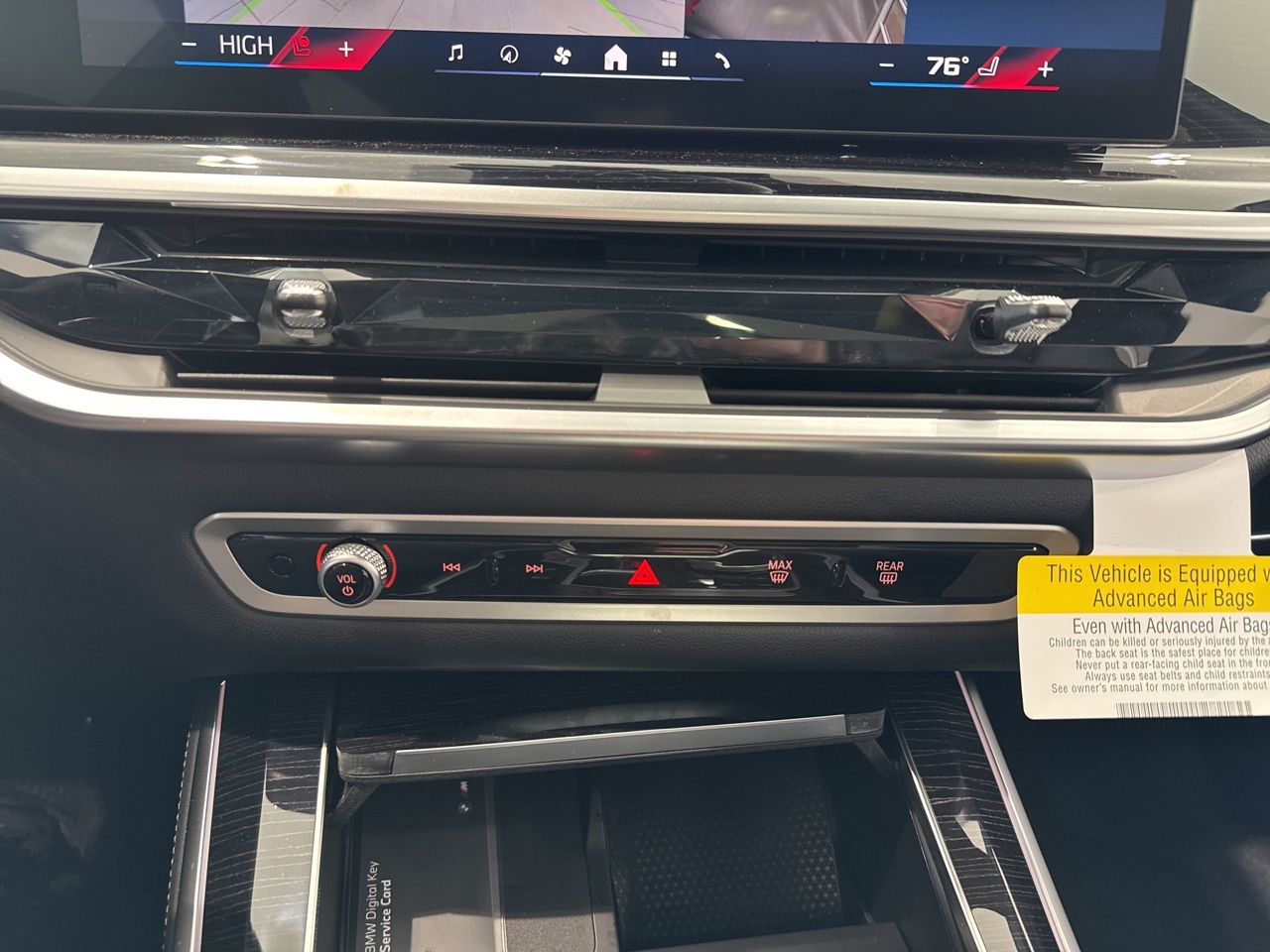 2026 BMW X5 M60i - Photo 30