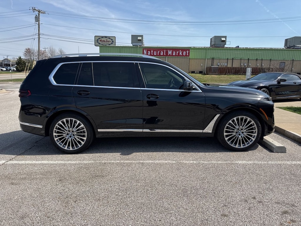 Used 2025 BMW X7 xDrive40i SUV