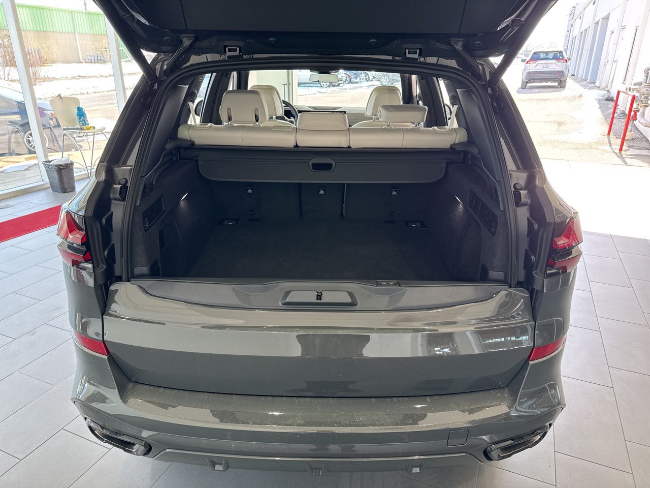 2026 BMW X5 40i - Photo 9