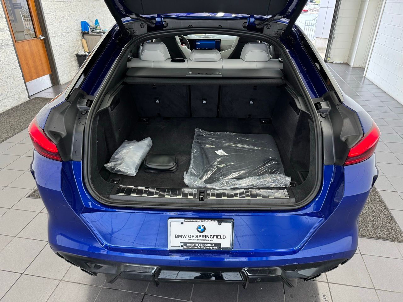 2026 BMW X6 M X6 M - Photo 11