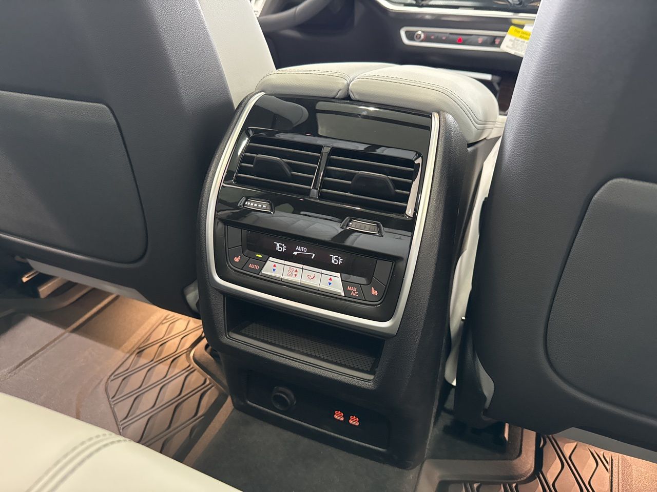 2026 BMW X5 40i - Photo 53