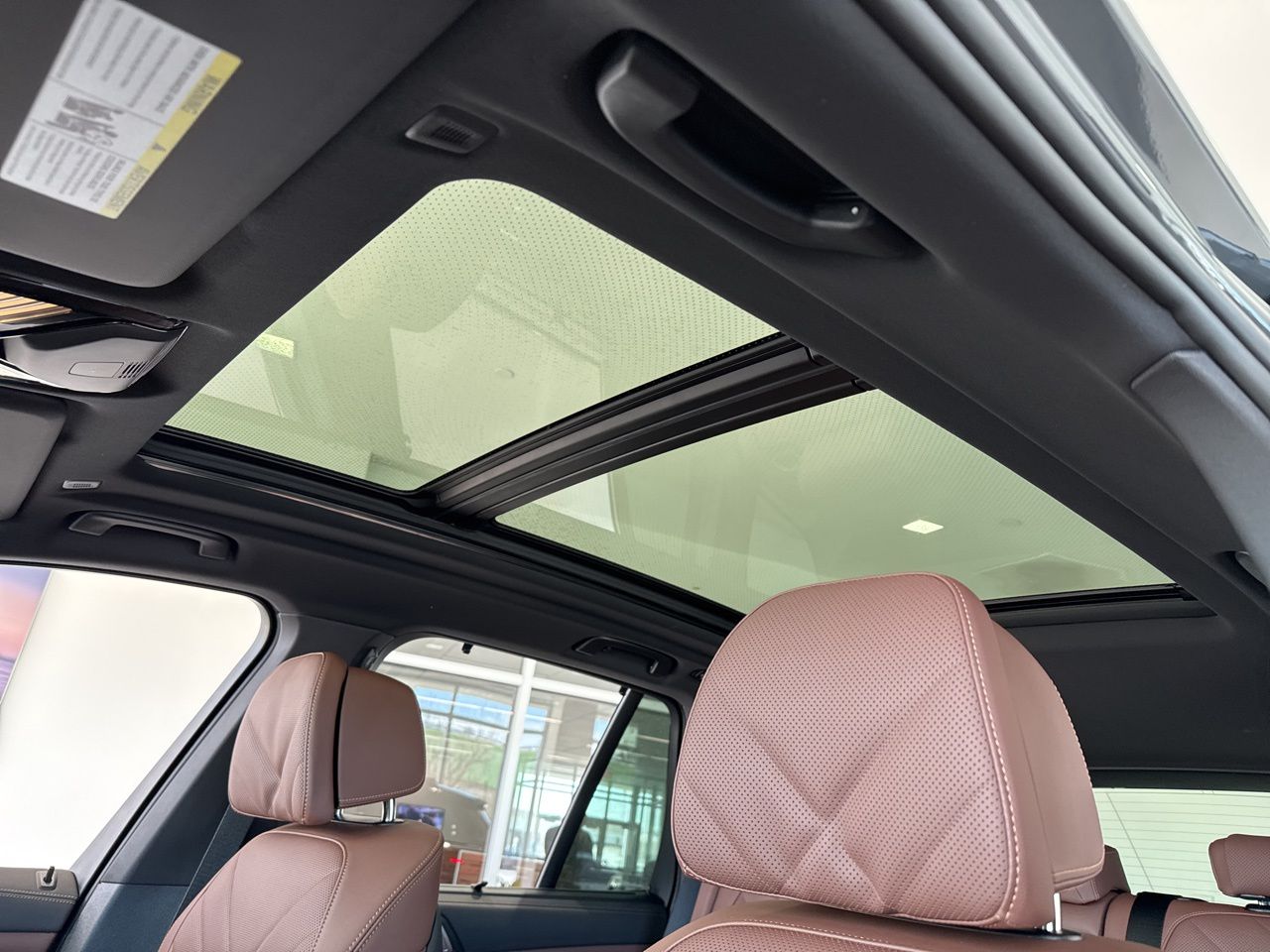 2026 BMW X5 50e - Photo 17