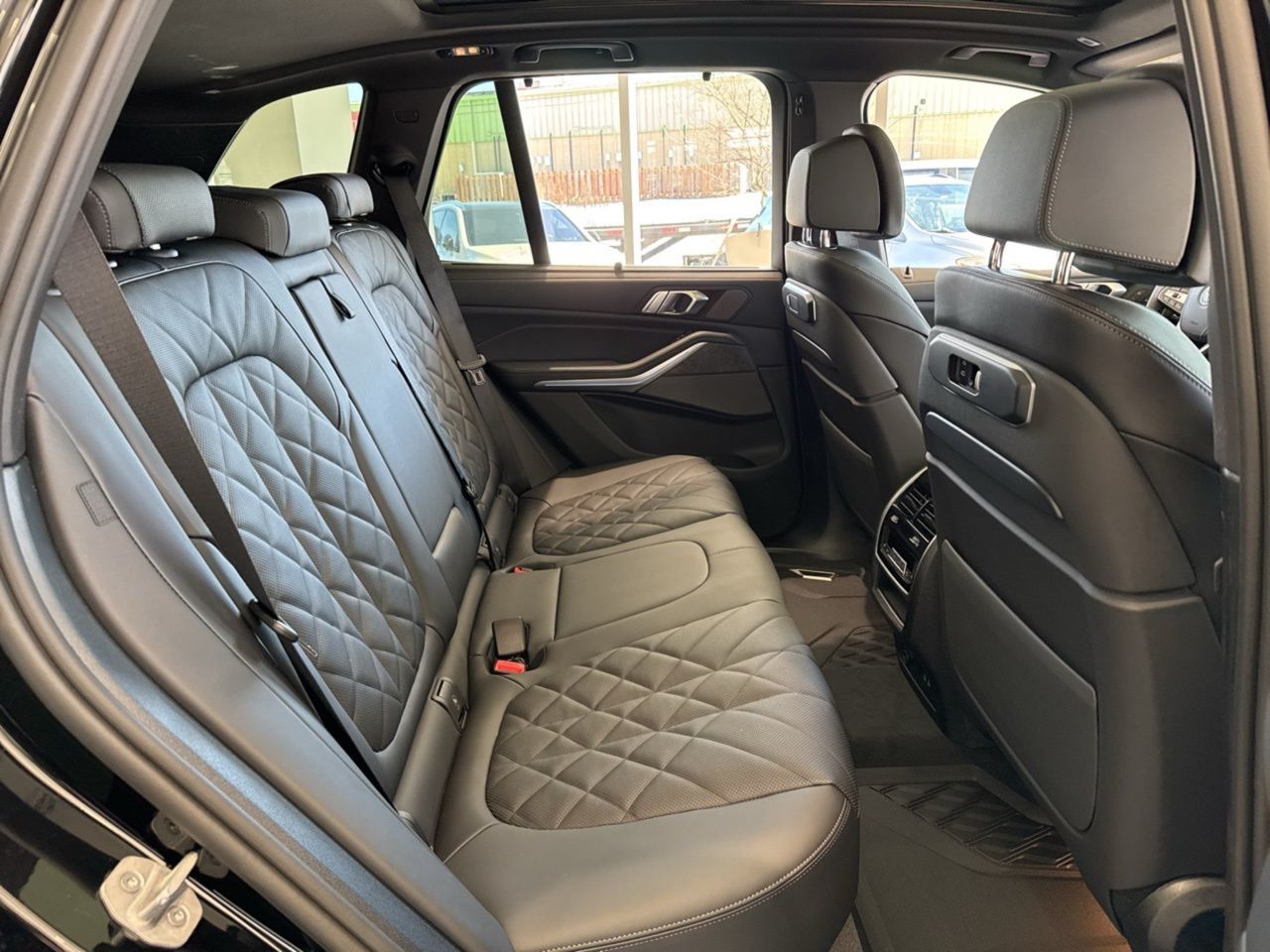 2026 BMW X5 50e - Photo 45