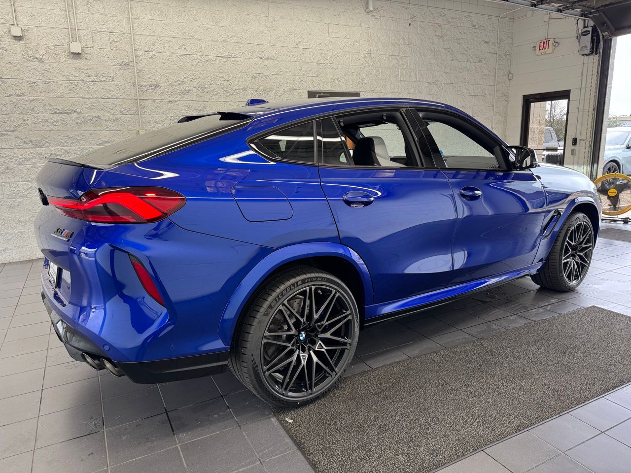 2026 BMW X6 M X6 M - Photo 8