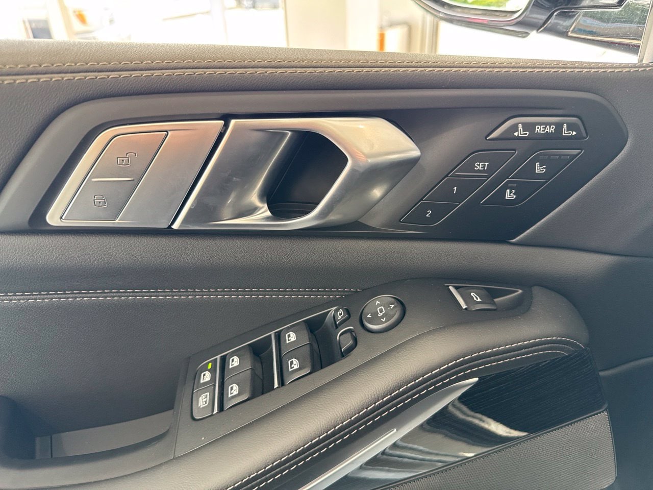 2026 BMW X7 40i - Photo 40